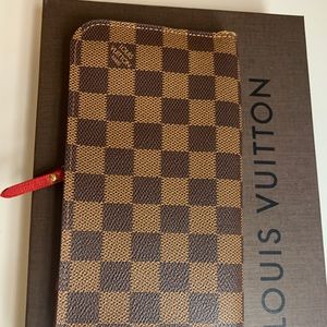 never used authentic louis vuitton insolite wallet